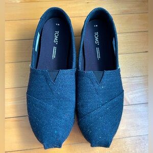 Navy blue TOMS women alpargata loafer / Brand new / Size 7